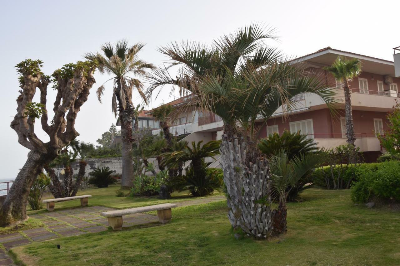 Seahome Riposto Exterior foto